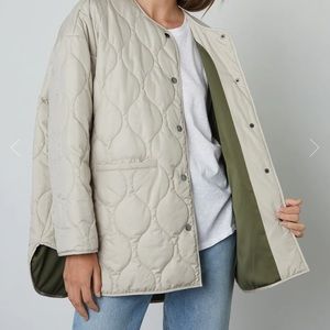 Velvet by Graham & Spencer Paityn quilted coat, size small